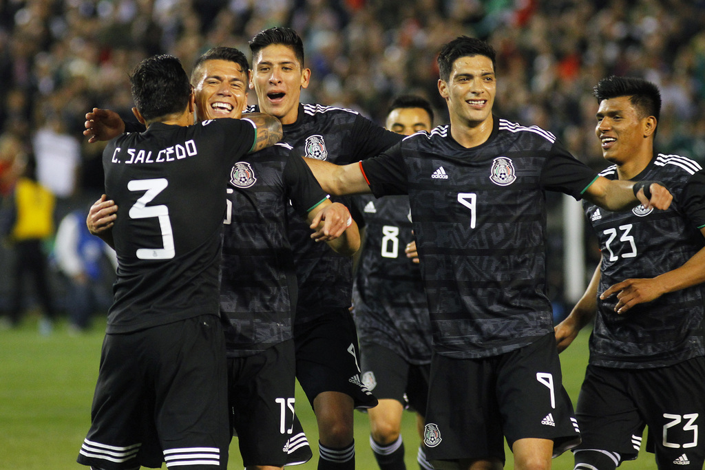 La Selección mexicana tuvo su primer duelo amistoso en la era Martino el 22 de marzo, donde derrotó a Chile por marcador de 3-1.