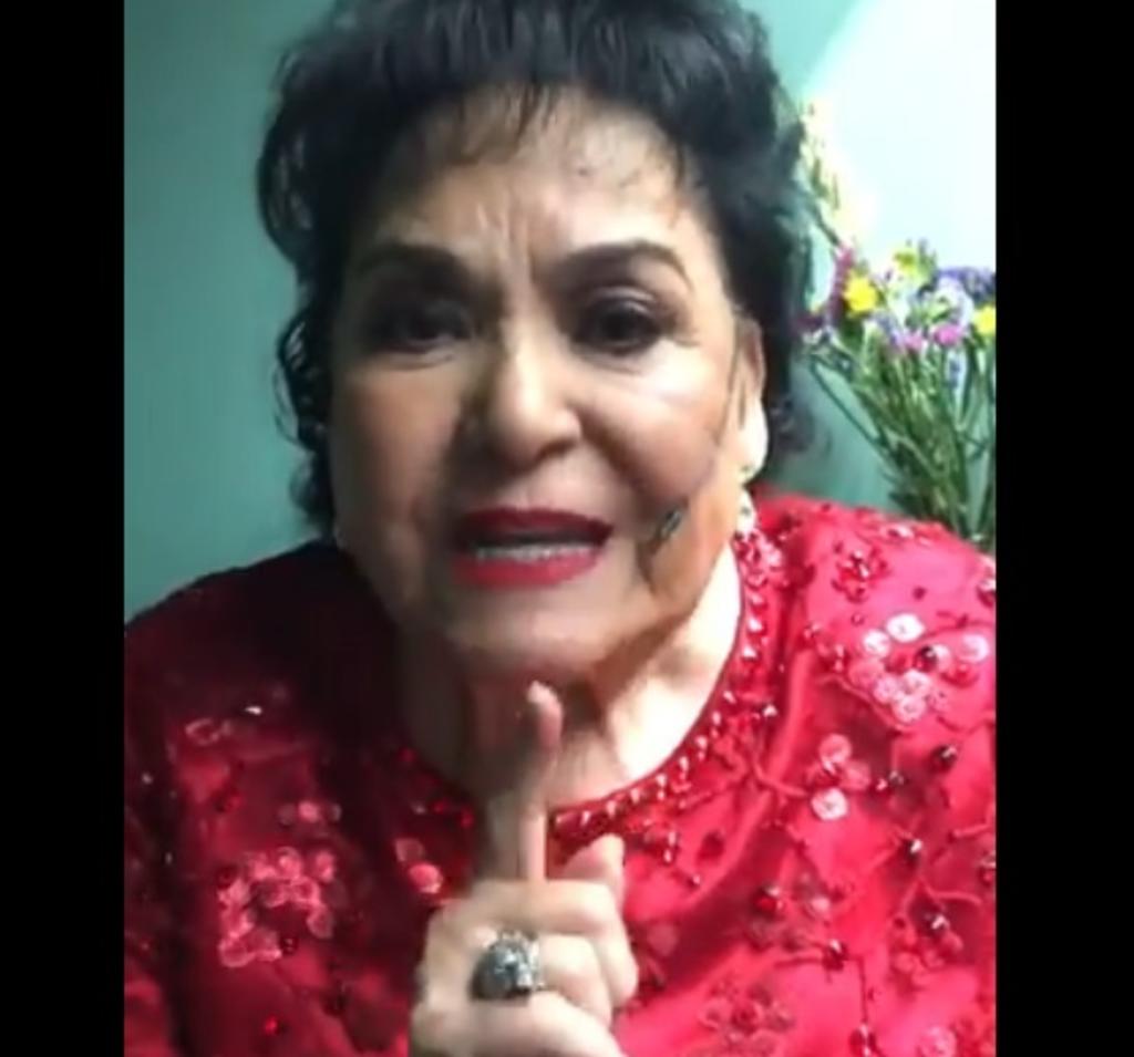 Tras el error, Carmen Salinas habló respecto al tema en otro video que compartió en su cuenta de Twitter.   