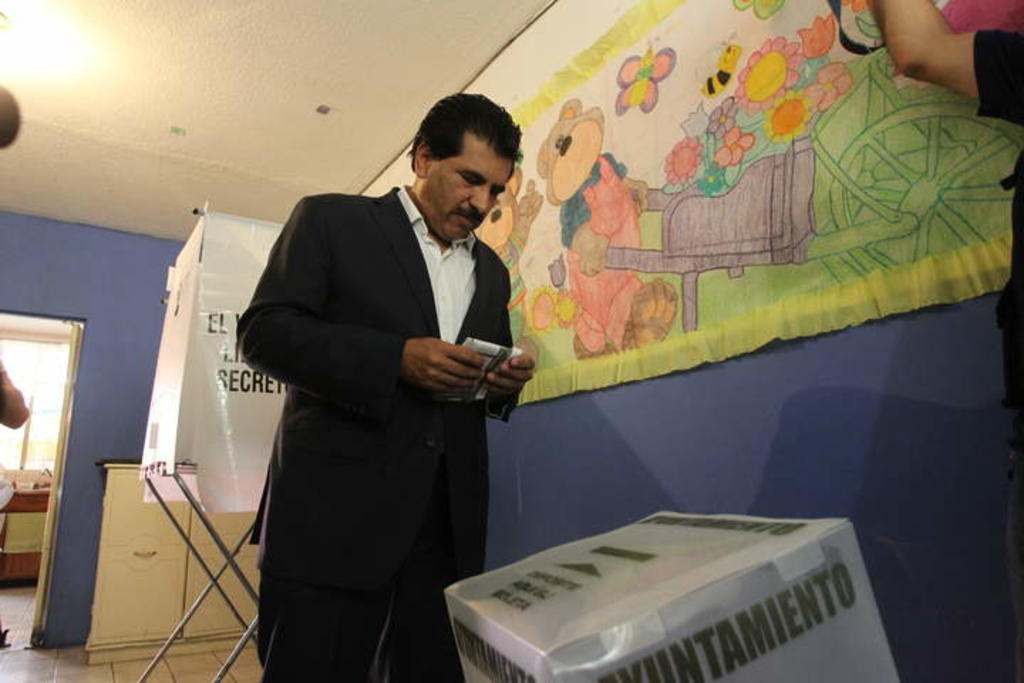 Enríquez Herrera dijo que esperará los resultados de la elección en casa con su familia, pero también recorrerá las calles de la ciudad. (OSVALDO RODRÍGUEZ CASTRO)

