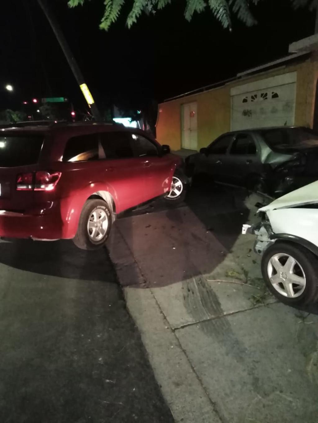 El accidente se registró en Avenida Allende y Comonfort en el Centro de Torreón. (EL SIGLO DE TORREÓN)