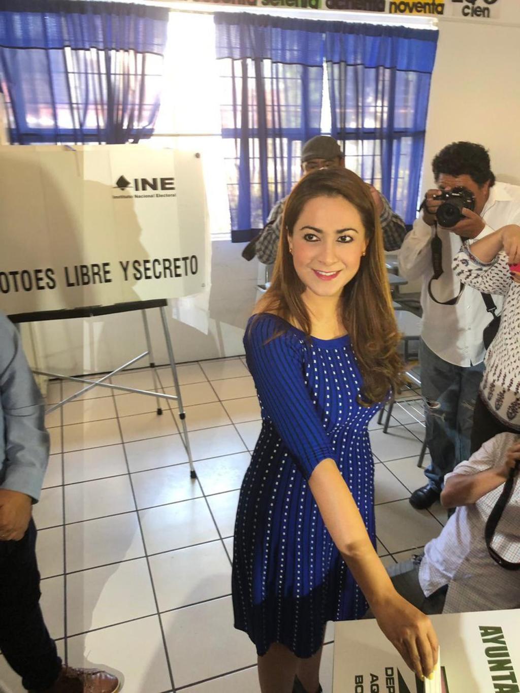 En la capital, la candidata del blanquiazul y alcaldesa con licencia, Teresa Jiménez Esquivel, dijo estar muy contenta, ilusionada y agradecida con Dios y con Aguascalientes. (TWITTER)