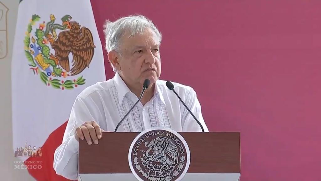 Desde el puerto de Dos Bocas, el presidente Andrés Manuel López Obrador envió un memorándum de amistad al pueblo de Estados Unidos en el que dejó asentado que quiere seguir siendo amigo de su homólogo estadounidense, Donald Trump. (ESPECIAL)