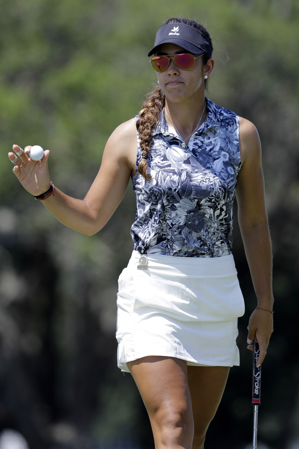 La golfista mexicana María Fassi tuvo una buena cuarta ronda y acabó el Abierto de Estados Unidos empatada en el lugar 12. (AP)