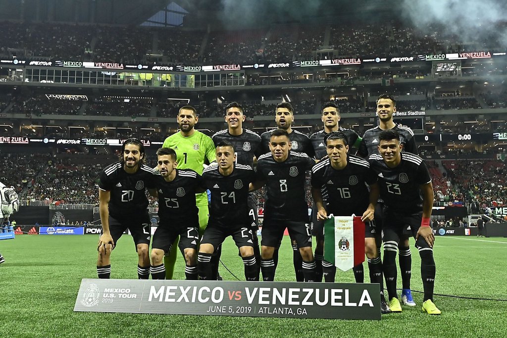 Una alineación 'renovada' mostró la Selección Mexicana, en el tercer triunfo de Gerardo Martino al frente del Tricolor. (Cortesía FMF)