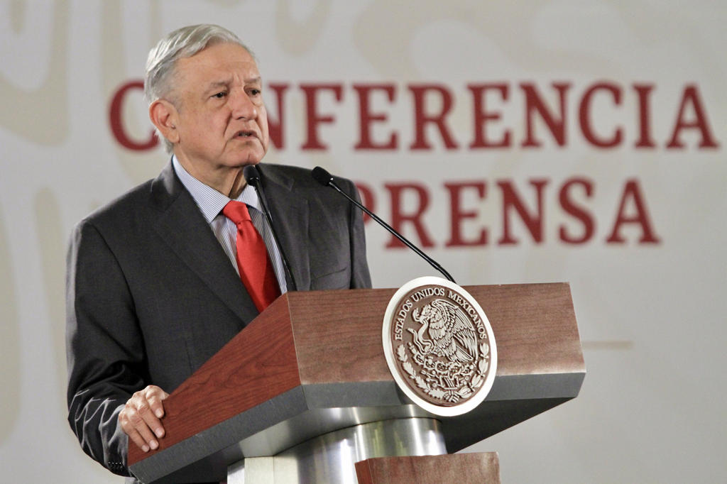 López Obrador aclaró que no tomará ninguna decisión ni hará nada para quedar bien con gobiernos extranjeros, mucho menos cerrar las fronteras en el sur del país. (NOTIMEX)