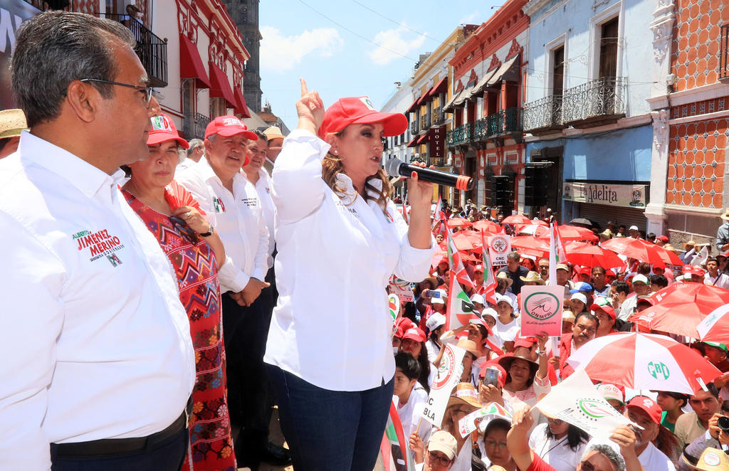 La dirigente nacional del PRI, Claudia Ruiz Massieu no atenderá el llamado del presidente Andrés Manuel López Obrador, de sumarse a la unidad nacional y en defensa de la dignidad de México y la amistad con el pueblo de Estados Unidos. (ARCHIVO)