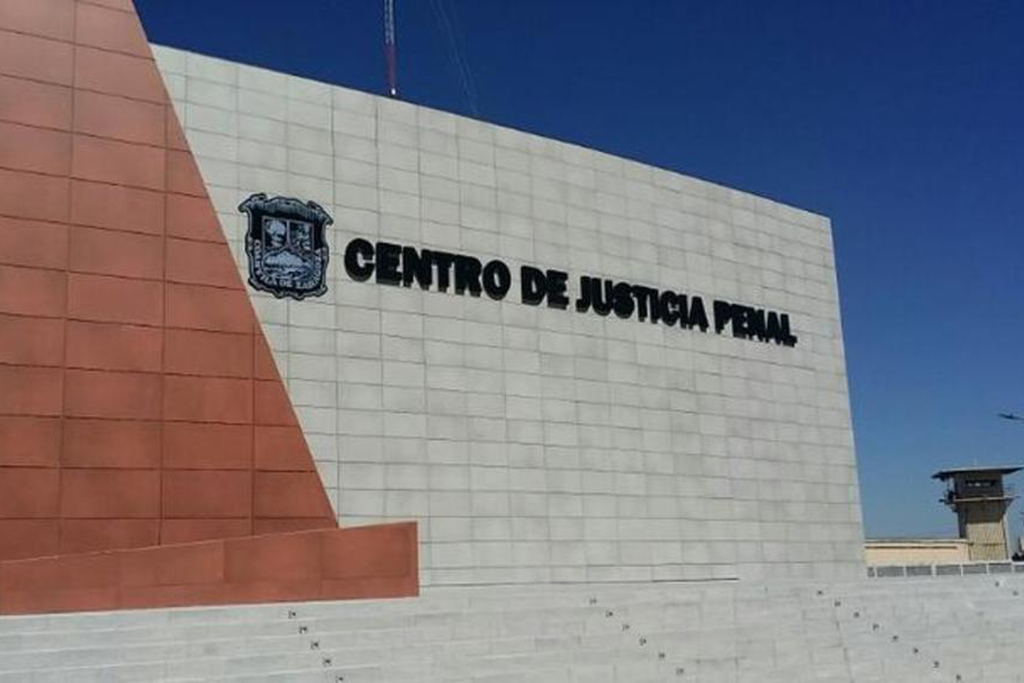 Un hombre sin vida fue localizado el pasado viernes con un balazo en la cabeza en la Saltillo-Torreón.