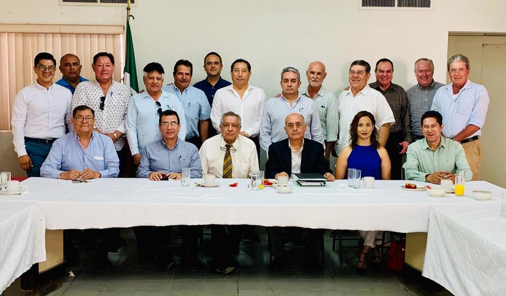 Rogelio Barrios Cazarez es el nuevo presidente de esta agrupación de empresarios en la región. (EL SIGLO DE TORREÓN)