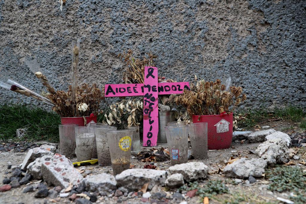 La procuradora Ernestina Godoy informó que este jueves la Fiscalía militar le entregará sus conclusiones sobre las diligencias en el caso de la alumna Aideé Mendoza, asesinada en el Colegio de Ciencias y Humanidades (CCH) Oriente. (ARCHIVO)