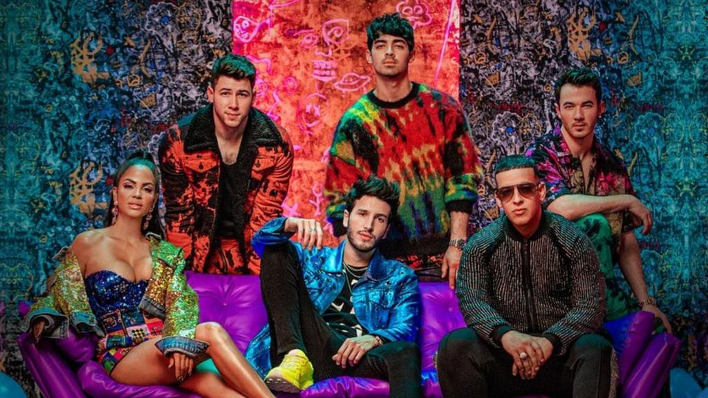 Por primera vez, los Jonas Brothers formarán parte de una canción español-inglés con artistas del género urbano. (ESPECIAL)
