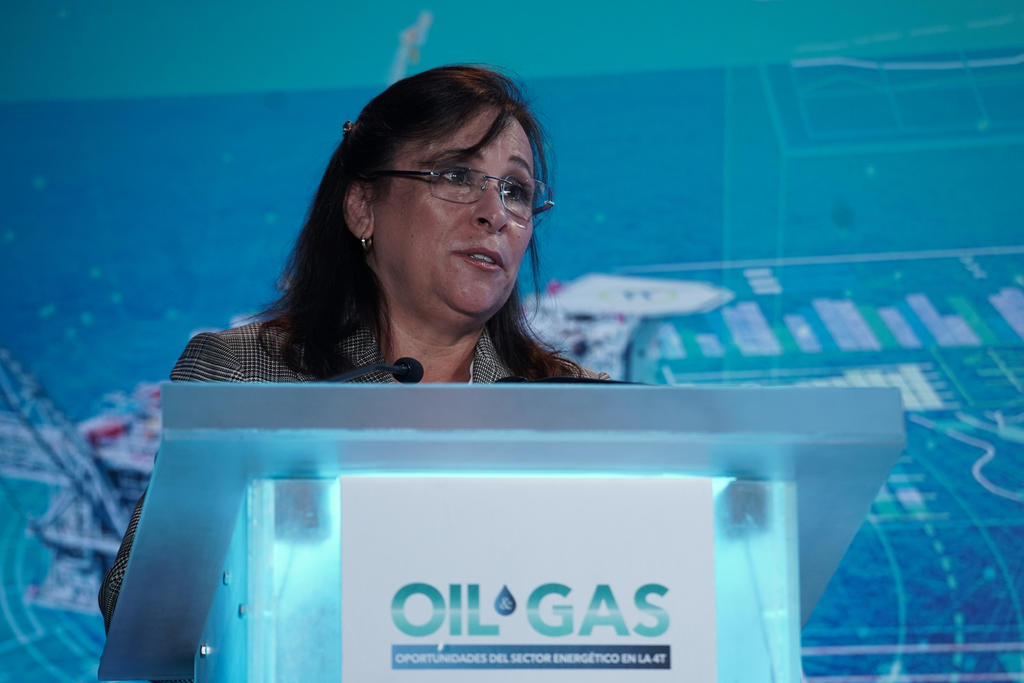 El Gobierno de México contactará a las firmas privadas con contratos petroleros para conocer sus necesidades para que cumplan sus metas de producción, dijo este jueves la secretaria de Energía, Rocío Nahle, quien no descartó la reactivación de las licitaciones cuando las vigentes rindan frutos. (ARCHIVO)