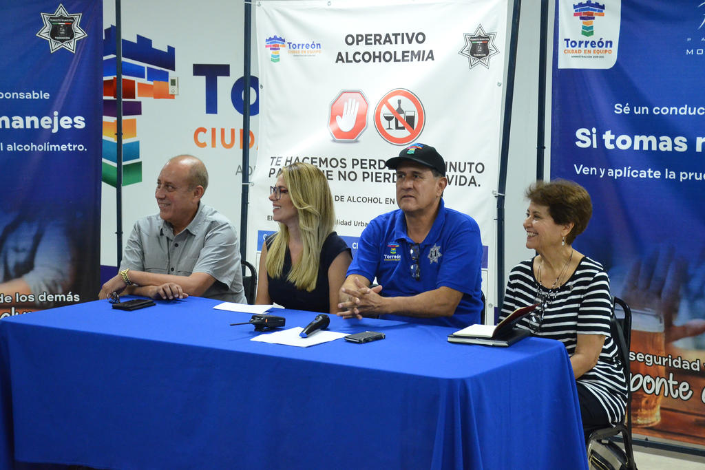 La campaña está a cargo del Ayuntamiento de Torreón a través de la Dirección de Tránsito y Vialidad. (FERNANDO COMPEÁN)