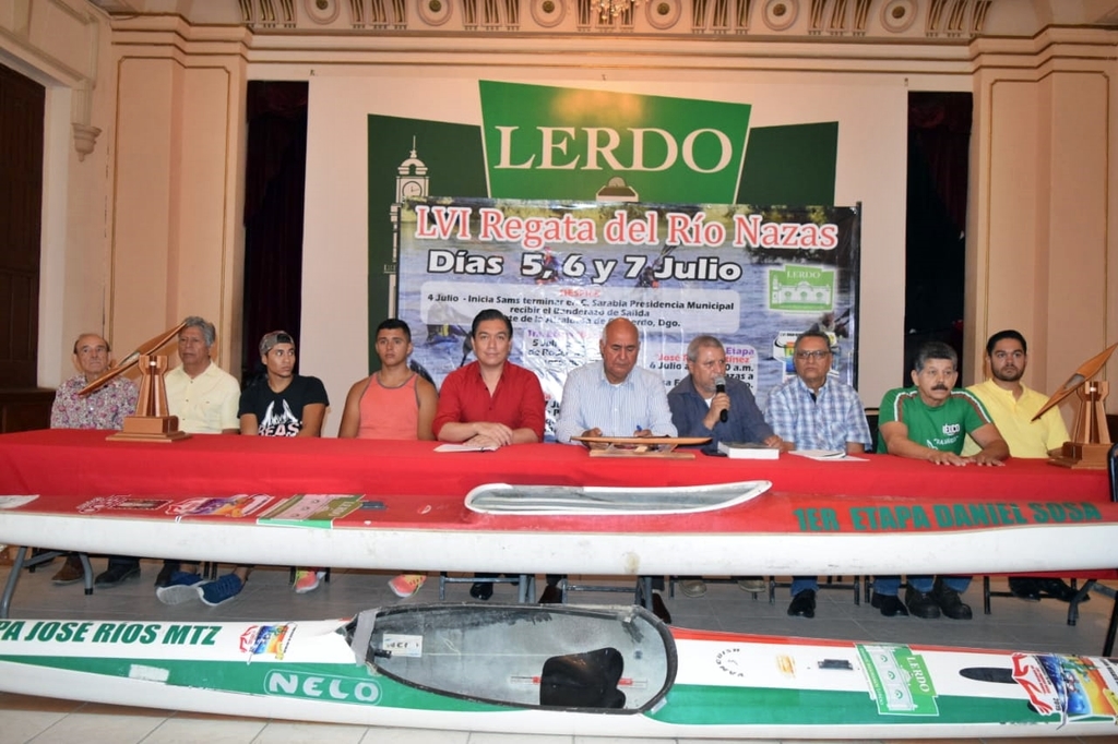 Autoridades y organizadores compartieron los detalles de esta tradicional competencia lagunera. (ESPECIAL)