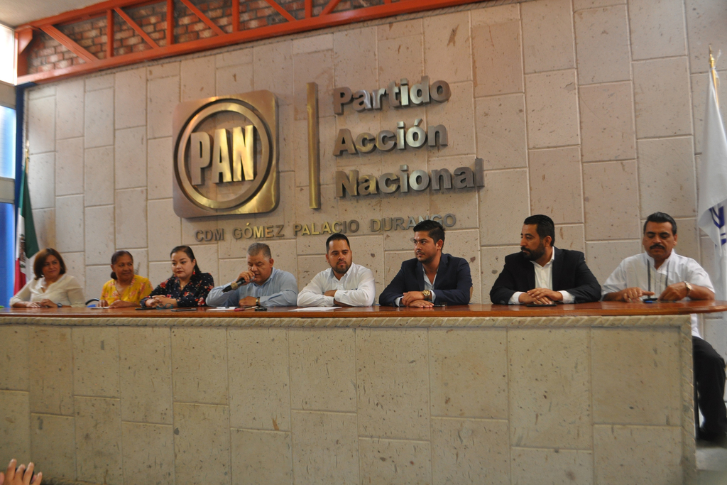 Regidores electos del PAN en Gómez Palacio y Lerdo manifiestan su preocupación tras la cancelación del Metrobús. (EL SIGLO DE TORREÓN)