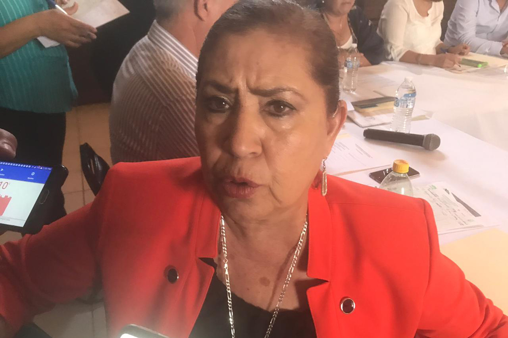 María Luisa González Achem, presidenta municipal de Lerdo dijo que hace equipo con el gobernador, José Rosas Aispuro Torres. (EL SIGLO DE TORREÓN)