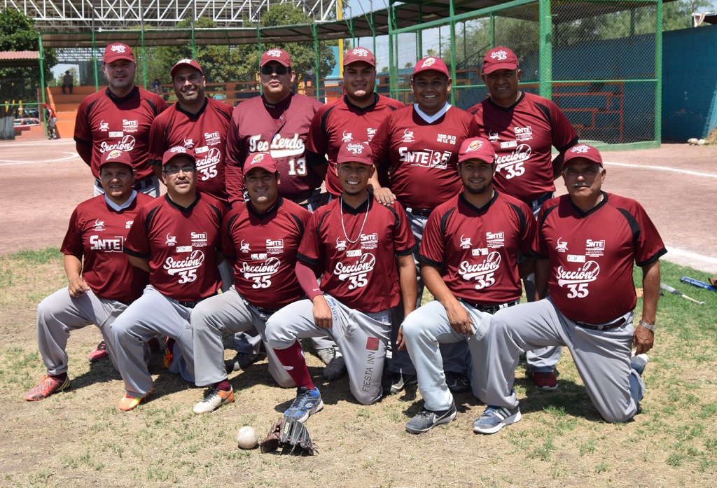 El equipo del Instituto Tecnológico de Lerdo, se coronó campeón de la temporada en la categoría de Tercera Fuerza 'C'.