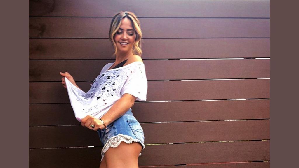 Andrea Legarreta ya le dio la bienvenida al verano con una sexy fotografía en Instagram. (ESPECIAL)
 