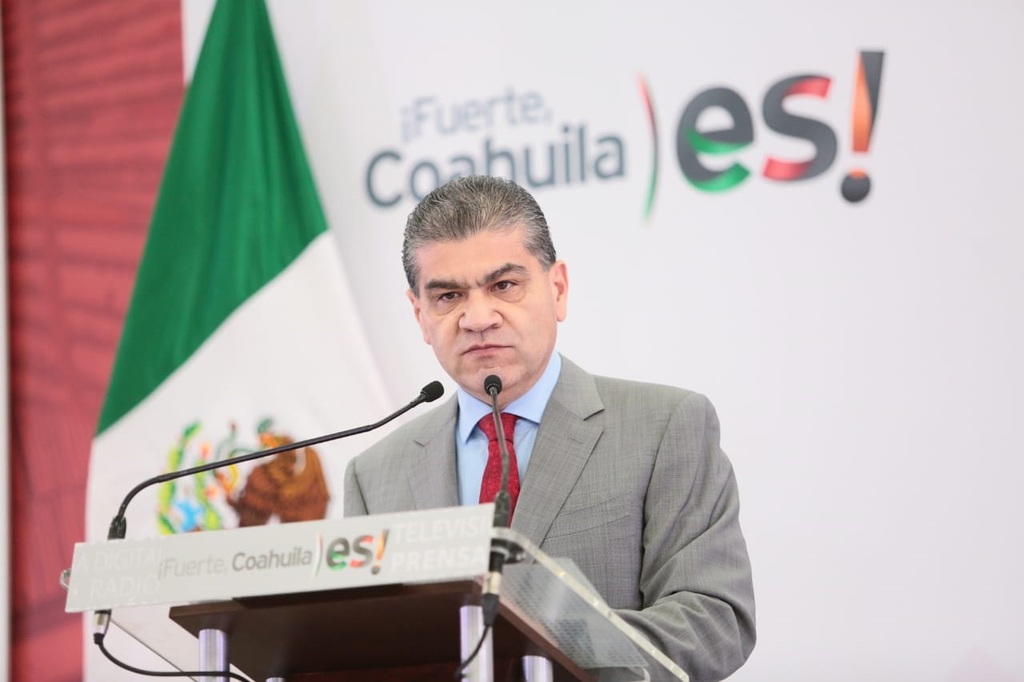 El gobernador, Miguel Riquelme Solís, informa sobre la cobertura eléctrica en el estado, con un 99.73 % en zonas urbanas y rurales.