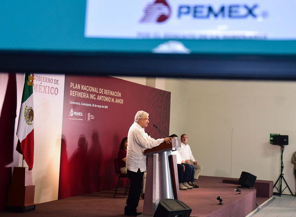 El presidente Andrés Manuel López Obrador se dijo tranquilo porque con las medidas implementadas por su administración en Petróleos Mexicanos (Pemex) no sólo se detuvo la caída en la producción del petróleo, sino que además se estabilizó. (ARCHIVO)