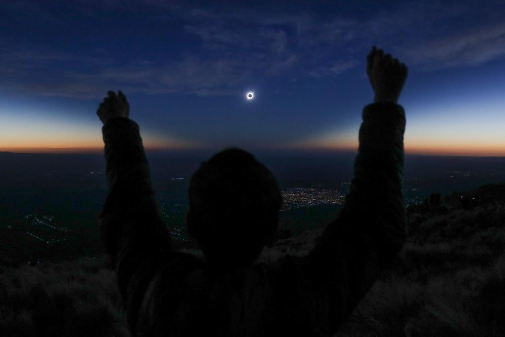 El eclipse tuvo un 100 por ciento de visibilidad en las regiones de Coquimbo y Atacama, en Chile; además de San Juan, La Rioja, San Luis, Córdoba y otras provincias de Argentina.