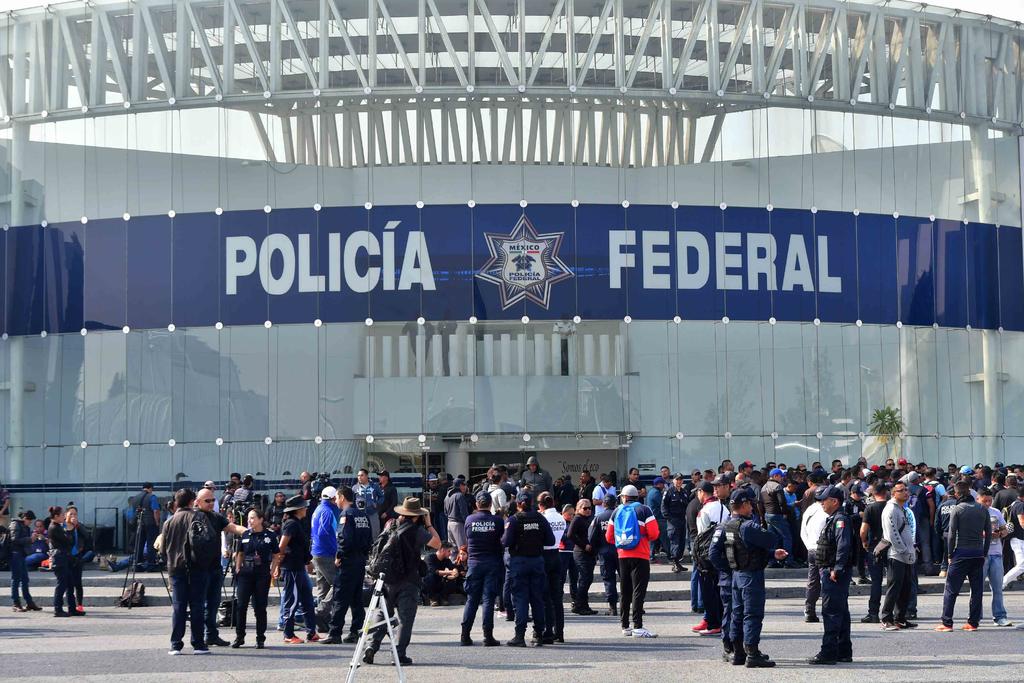 Los diputados federales del Partido Acción Nacional (PAN) aseguraron que la inconformidad de los policías federales 'ya es una crisis', (NOTIMEX)