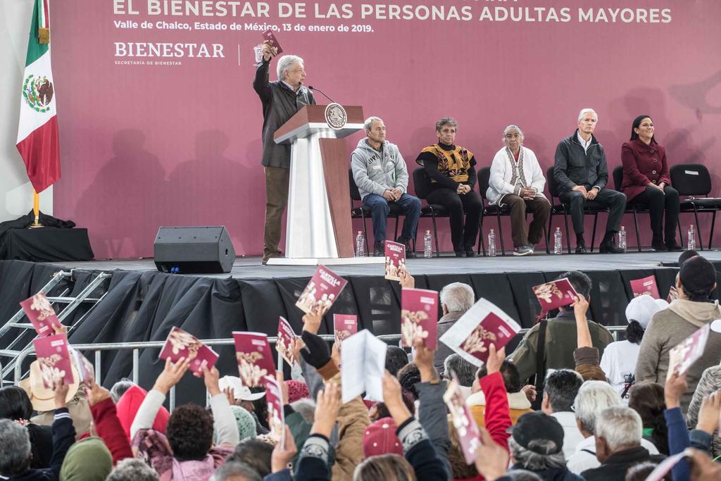 Marko Cortés, presidente del PAN, calificó como 'inadmisible' y un 'error' la distribución de la cartilla moral por parte de las Iglesias evangélicas. (ARCHIVO)
