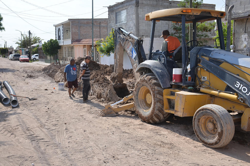 Trabajos de mejora de drenaje llevan avances desde el 35 hasta el 80 % en distintos sectores. (ARCHIVO)