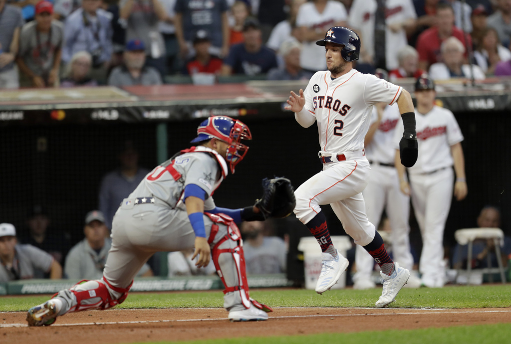 Alex Bregman, de los Astros de Houston, corre rumbo al home durante el Juego de Estrellas 2019 en el que la Liga Americana se impuso 4-3 ante la Nacional. (AP)