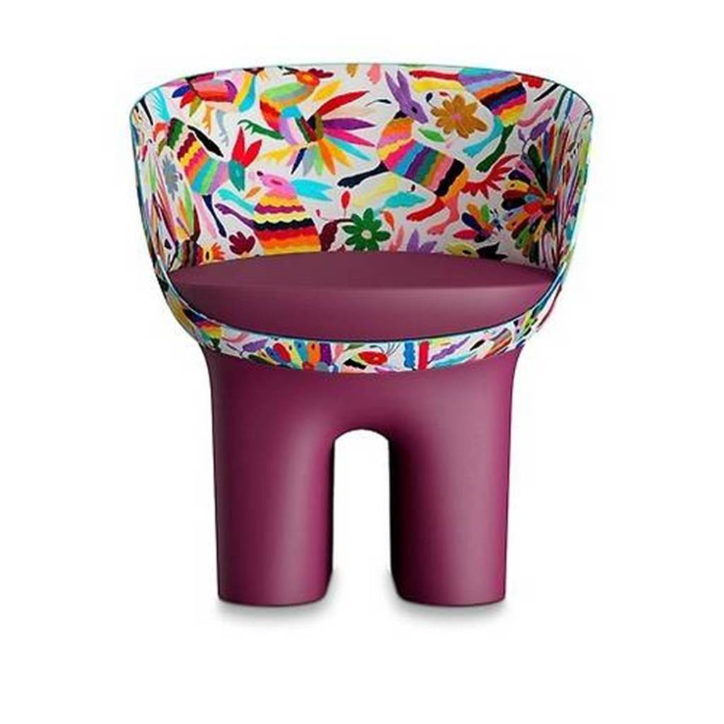 Diseño. Esta es la silla de Louis Vuitton que se encuentra en el ojo del huracán. Forma parte de una nueva colección. (ESPECIAL)