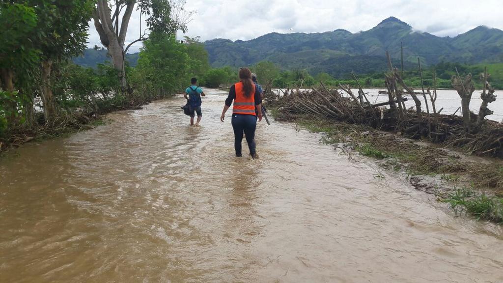 Solo en las últimas 24 horas las lluvias dañaron dos viviendas, afectaron a 10 personas y damnificaron a otras dos debido al colapso de un muro. (ARCHIVO)