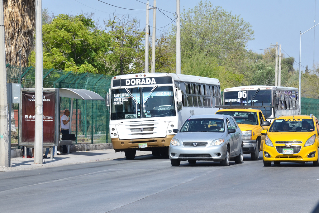 El gobernador de Coahuila, Miguel Riquelme, dijo que están a tiempo de hacer adecuaciones en el proyecto del Metrobús. (EL SIGLO DE TORREÓN)