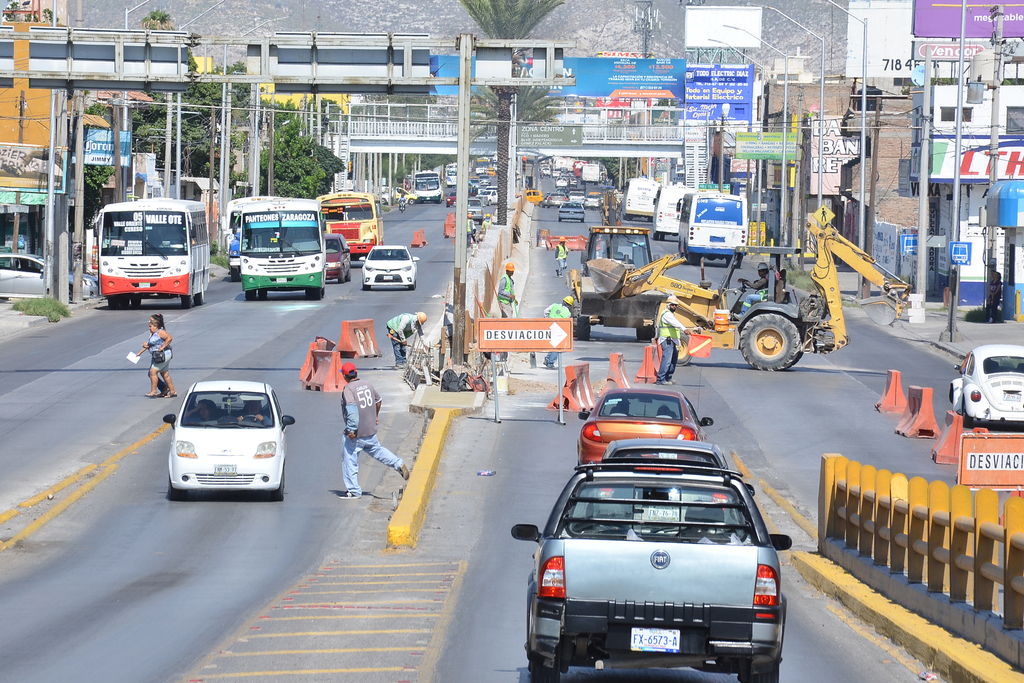 Asegura Riquelme que en enero o febrero del 2020 estará ya operando el Metrobús o BRT (Bus Rapid Transit) en Coahuila. (EL SIGLO DE TORREÓN)