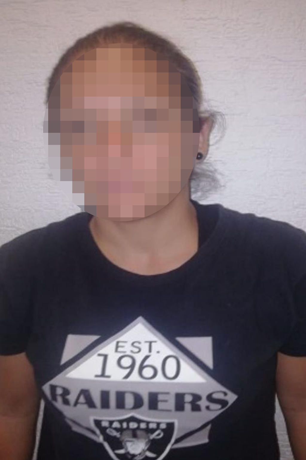 La mujer fue detenida por la Policía Municipal en un negocio del Mercado de Abastos de Gómez Palacio. (EL SIGLO DE TORREÓN)