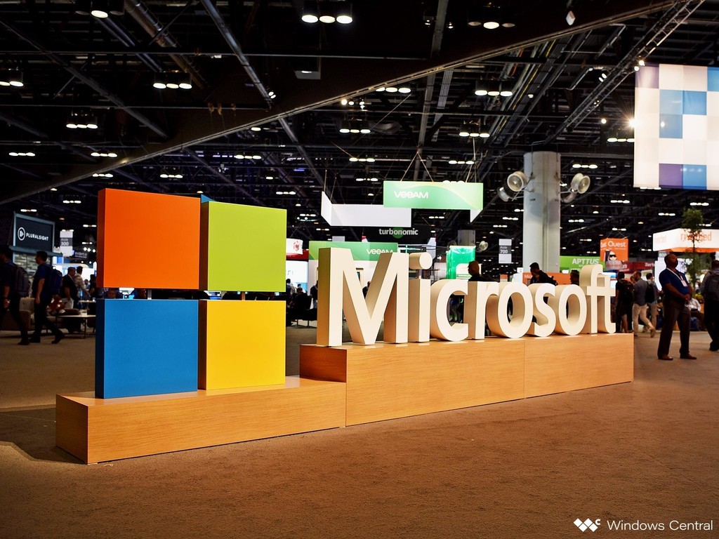 Microsoft será ahora proveedor de servicios en la nube para la empresa AT&T, por lo que firmó contrato millonario. (ARCHIVO)