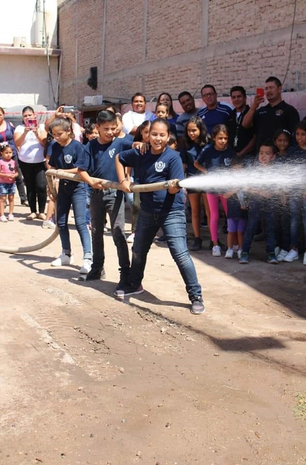 Concluyó el curso de primeros auxilios para los menores. (EL SIGLO DE TORREÓN/GUADALUPE MIRANDA)