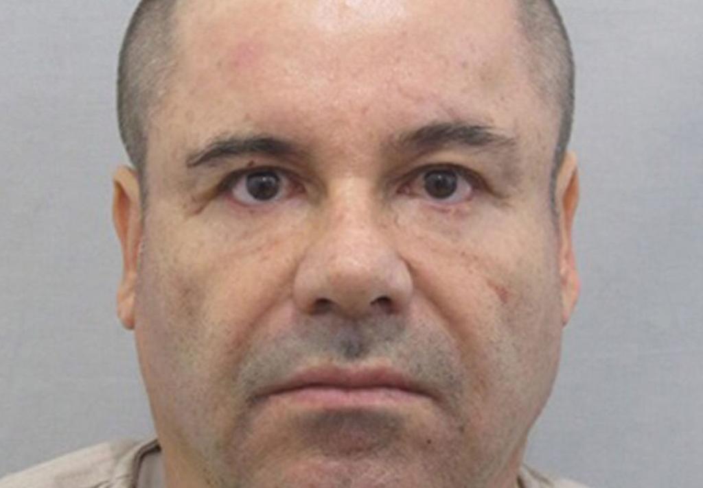 El antiguo líder del cártel de Sinaloa fue condenado a cadena perpetua, más treinta años adicionales, por diez cargos de narcotráfico. (ARCHIVO)