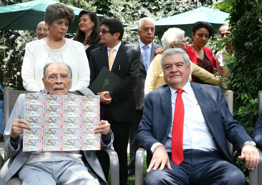 Emiten billete de Lotería en reconocimiento a Ignacio Trelles