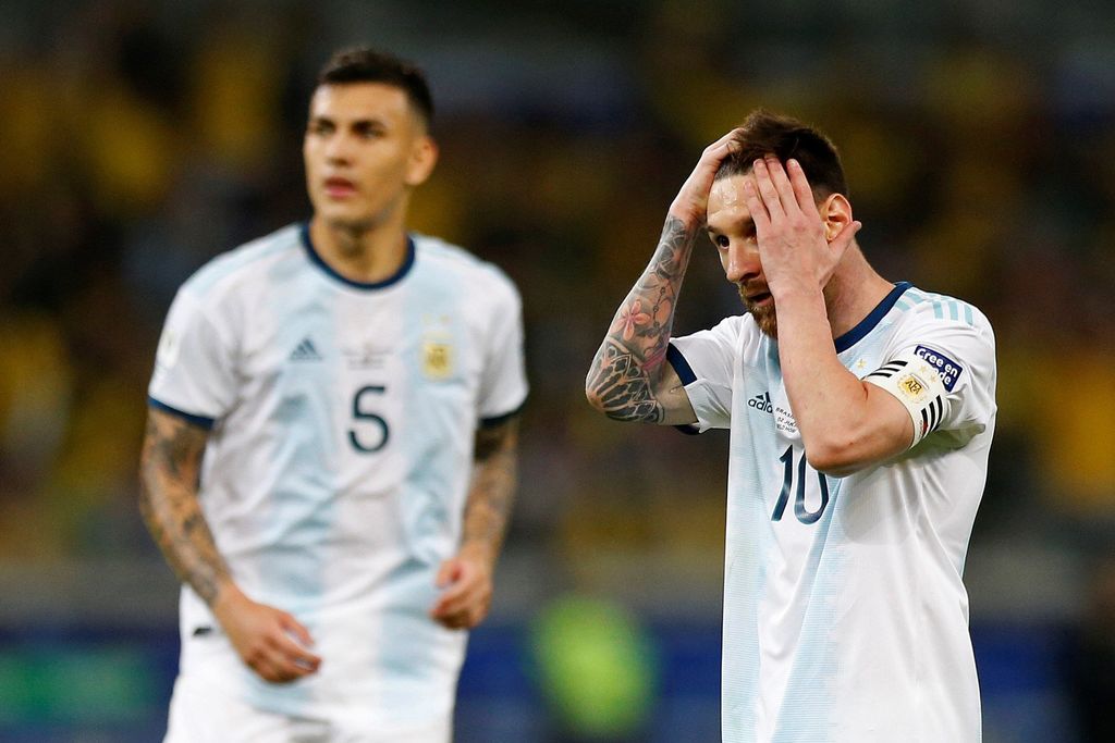 El capitán argentino podría perderse el primer partido de eliminatorias.