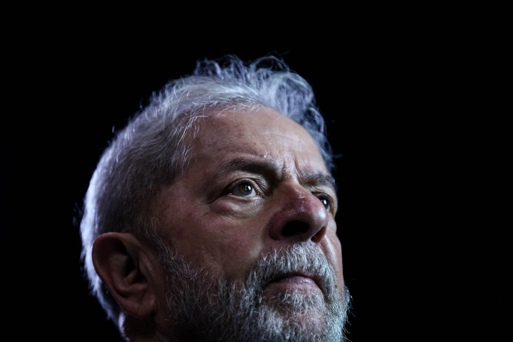 Lula, quien está preso desde el 7 de abril de 2018, fue condenado a 12 años y un mes de prisión por corrupción y lavado de dinero. (ARCHIVO)