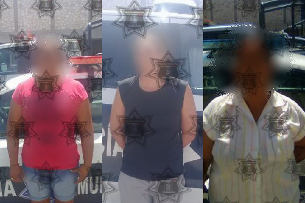 Guardias las descubren robando en centros comerciales de Torreón. (EL SIGLO DE TORREÓN)