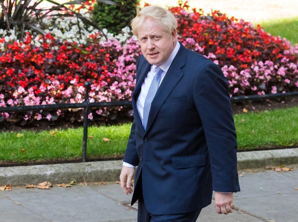 Las próximas elecciones están previstas para dentro de tres años, pero abundan las señales de que Johnson se aprestaría a convocar a elecciones anticipadas en las próximas semanas o meses para salir del impasse del Brexit. (ARCHIVO)
