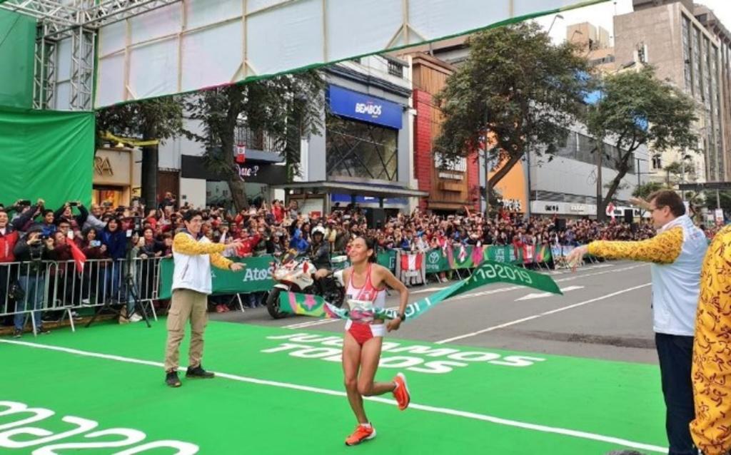 Tejeda (Junín, 1985) ya se impuso en el maratón de Toronto 2015 con récord de 2h.33:03, pero dos meses después perdió el crono y la medalla por dopaje con un diurético. (ESPECIAL)