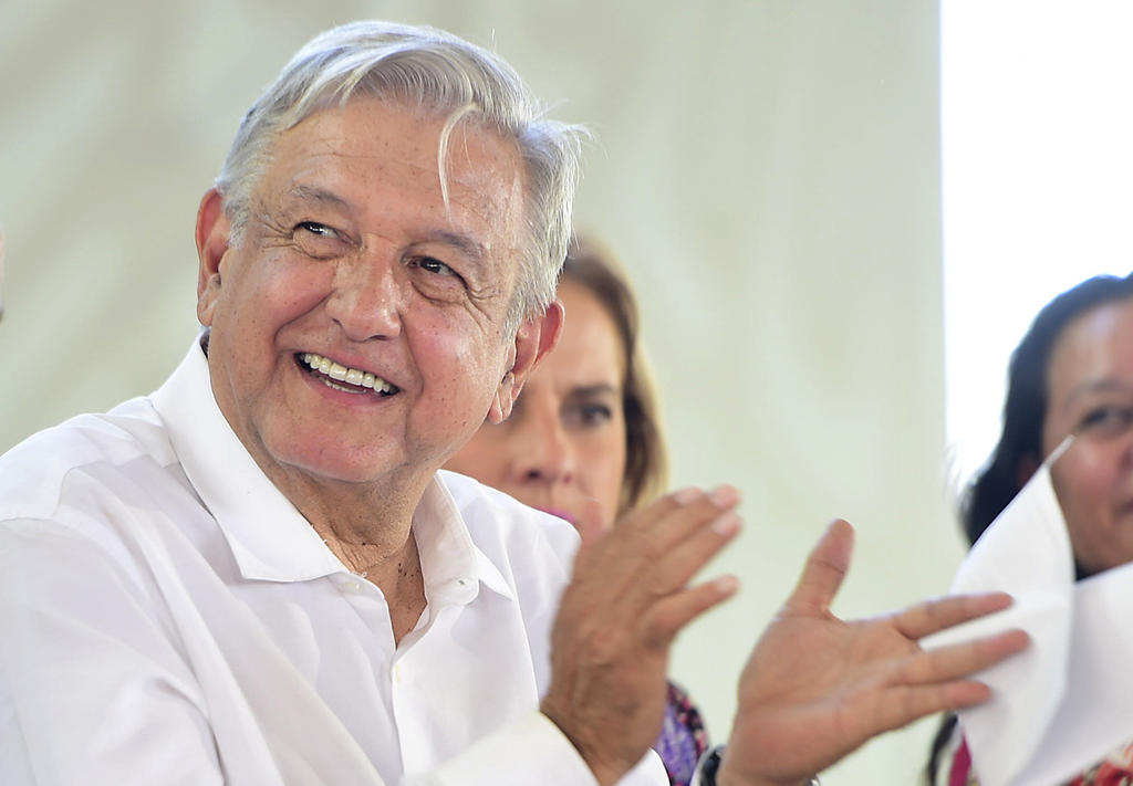 Andrés Manuel López Obrador celebró que los deportistas mexicanos han comenzado a ganar medallas en los Juegos Panamericanos, que se realizan en Lima, Perú. (ARCHIVO)