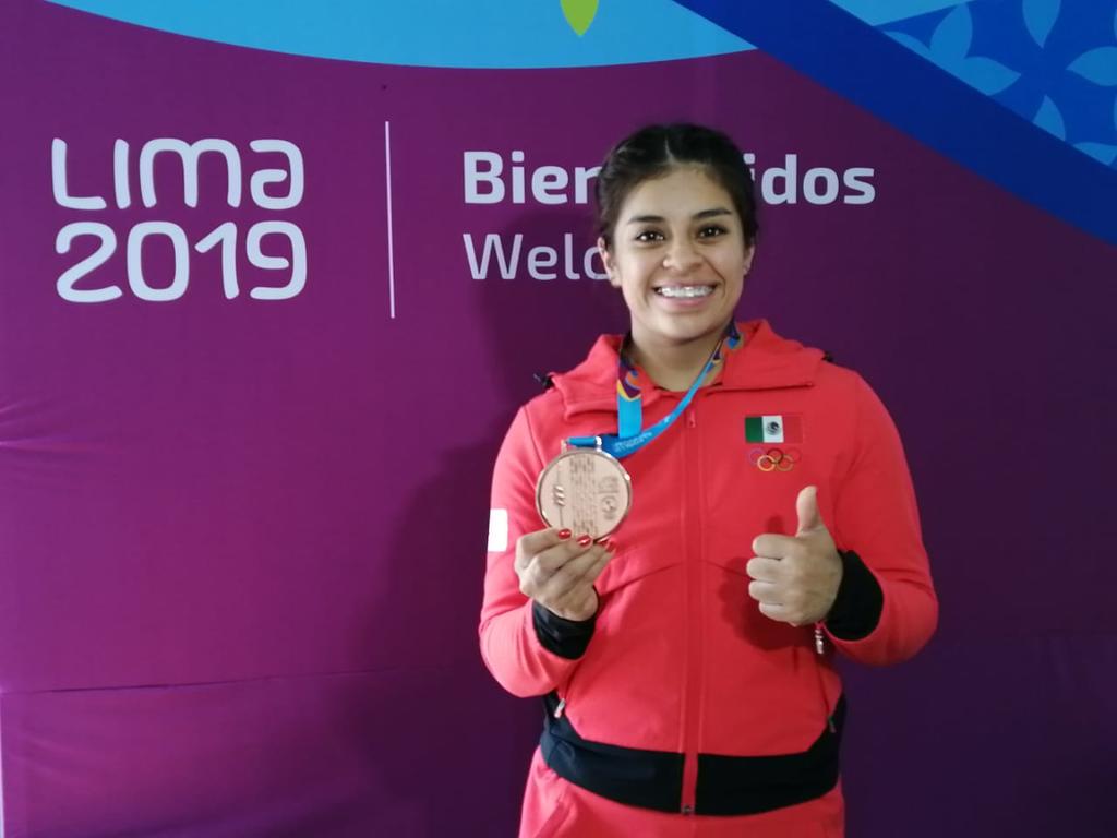 La mexicana Ana Gabriela López ganó medalla de bronce en levantamiento de pesas durante los Juegos Panamericanos. (TWITTER)