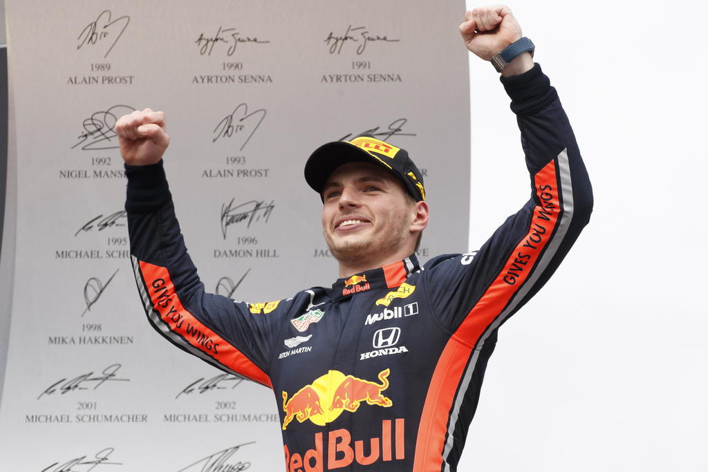 Max Verstappen logró su segunda victoria de la temporada al imponer condiciones en el Gran Premio de Alemania. (EFE)