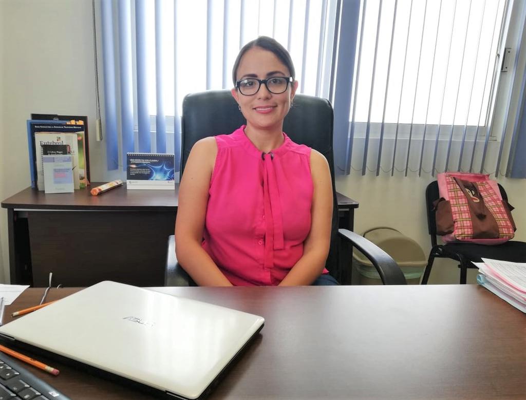 La Dra. Jessica Andrade Márquez es egresada de la Faculta de Medicina de la UJED con especialidad en Psiquiatría. (EL SIGLO)
