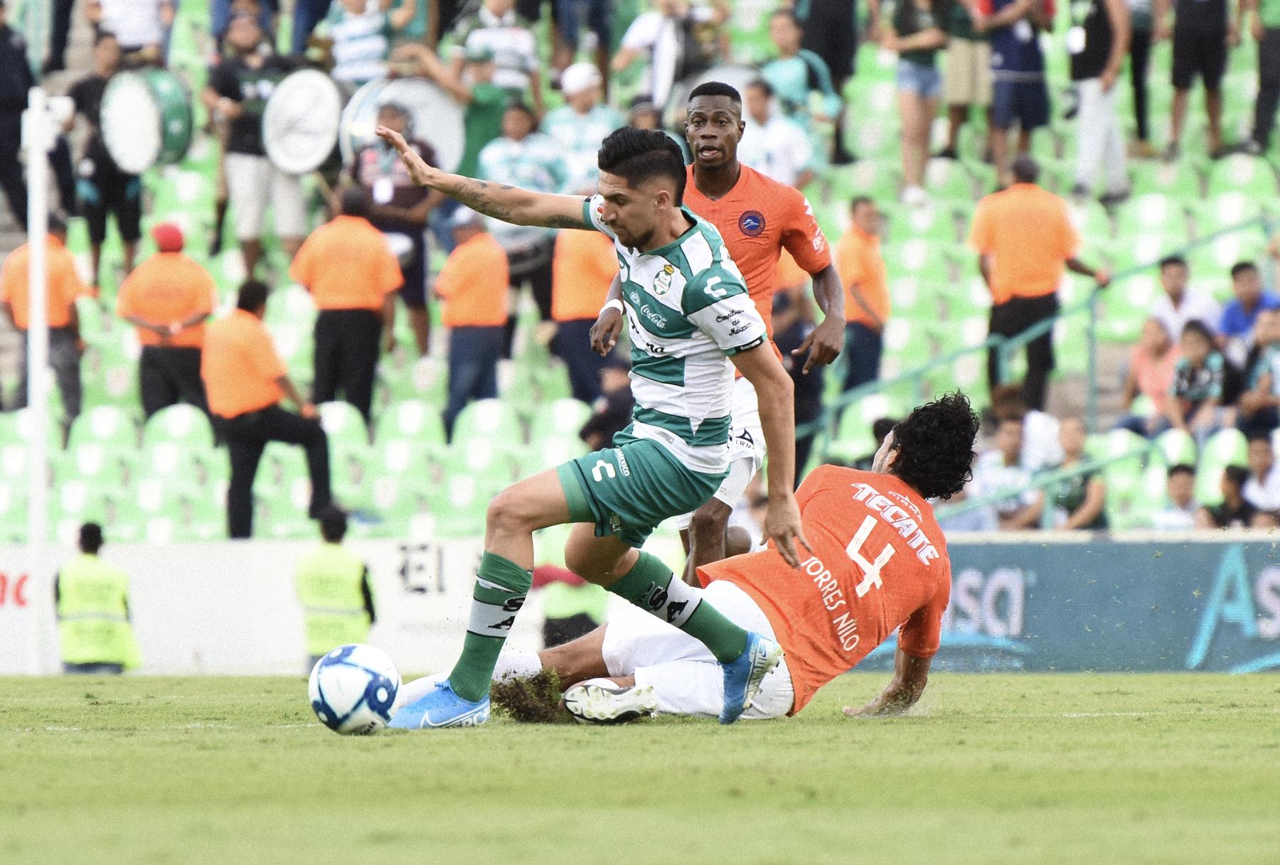 Santos debuta con empate en la Copa MX