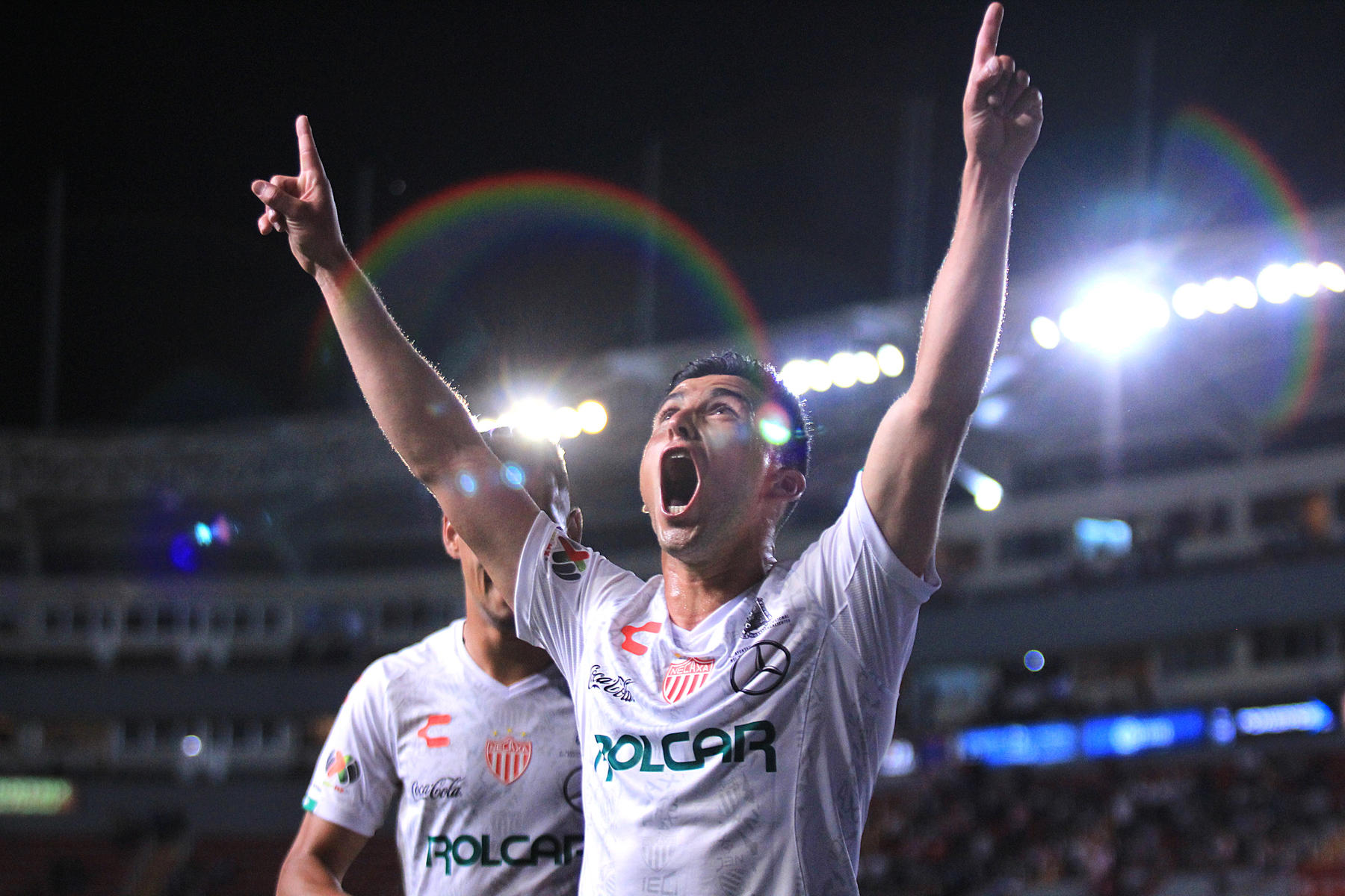 Juan Delgado festeja tras anotar su primer gol del torneo con los Rayos. (Jam Media)