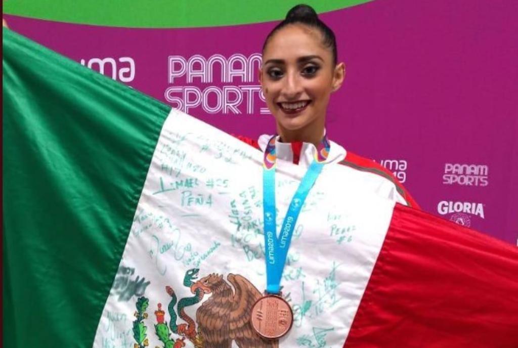 Karla Díaz tuvo un regreso alentador para subir al podio con la presea de bronce en la gimnasia rítmica de los Juegos Panamericanos Lima 2019. (ESPECIAL)