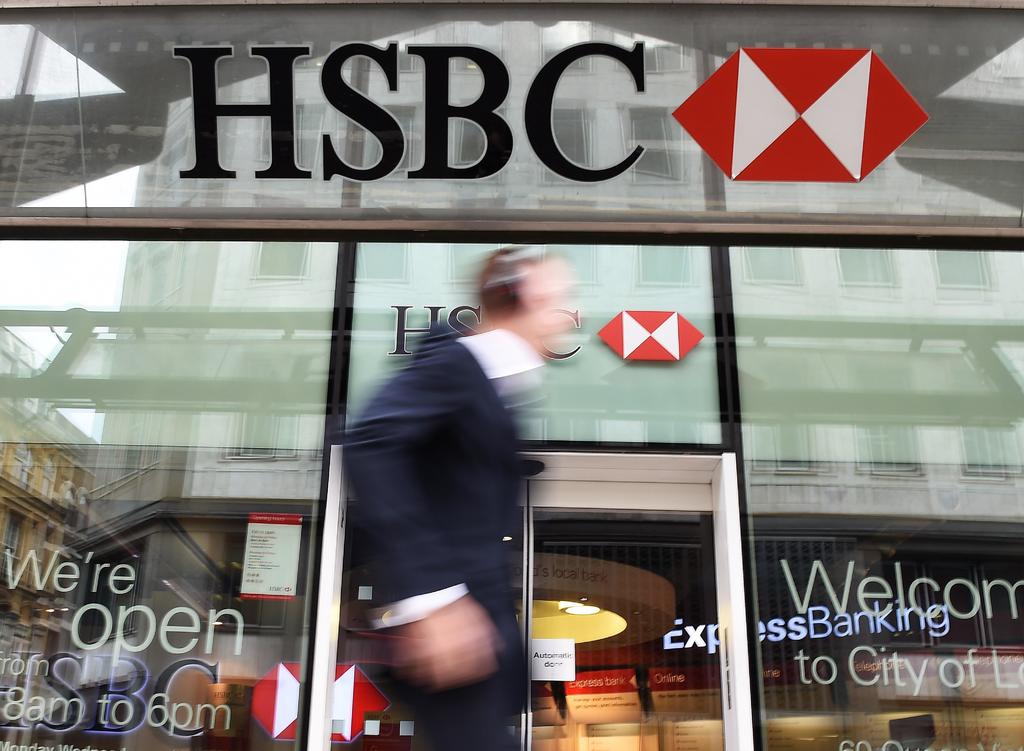 La filial suiza del banco HSBC ha aceptado pagar 294.4 millones de euros al Estado belga tras alcanzar un acuerdo con la Fiscalía de Bruselas para cerrar un caso sobre fraude fiscal y blanqueo de dinero que salpica a la entidad. (ARCHIVO)